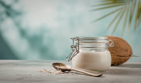 Sem açúcar e pronto em 2 minutos: o docinho de coco mais fácil que você vai ver hoje