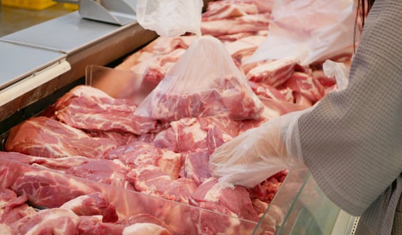 O açougueiro me disse para devolver um pedaço de carne de porco - e desde então sempre compro o outro