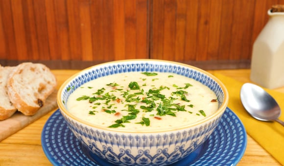 Nem batata, nem aipim: a sopa cremosa mais gostosa para provar neste frio é feita usando outro tubérculo