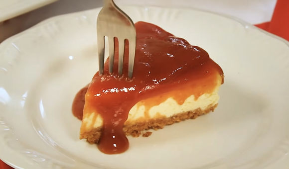 Já fiz esse cheesecake Romeu e Julieta do TudoGostoso 9 vezes e sempre dá certo: sobremesa fácil que todo mundo pede a receita