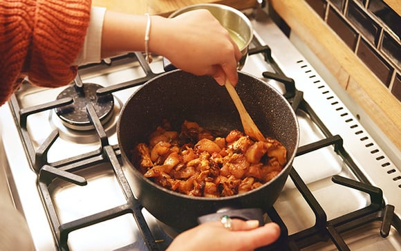Cansou do frango igual de sempre? Veja 3 preparos fáceis para variar o cardápio sem gastar muito