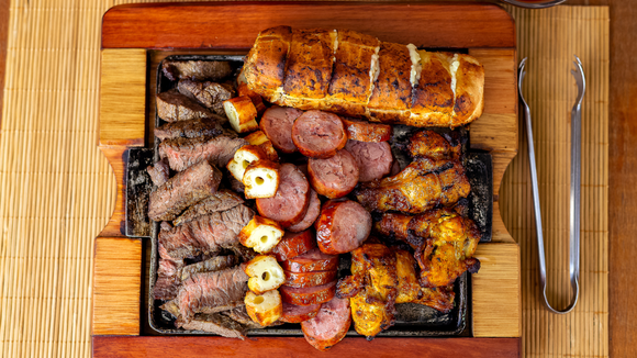 Nem sempre a mais cara é a melhor: o TudoGostoso mostra as 4 tipos de carnes mais em conta para o churrasco do final de semana, segundo açougueiros