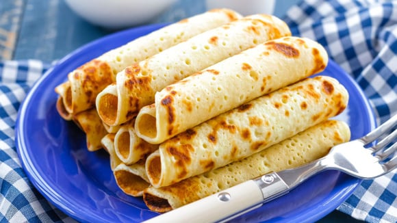 Como fazer panquecas caseiras perfeitas: a receita tradicional, com 4 ingredientes e em segundos