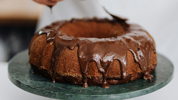 Uma receita para um bolo de chocolate fácil, rápido e incrivelmente reconfortante