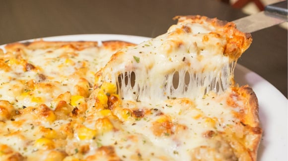 Quanto queijo devemos colocar na pizza? A quantidade certa para deixá-la perfeita