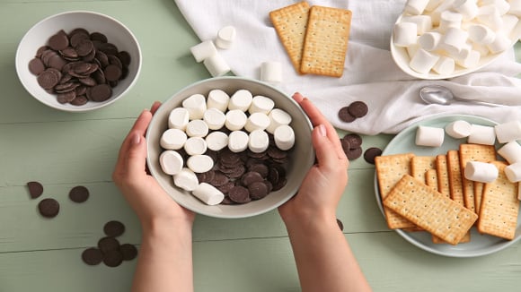 Combinação clássica americana preparada de forma simples no forno ou na airfryer. (Foto: Shutterstock)