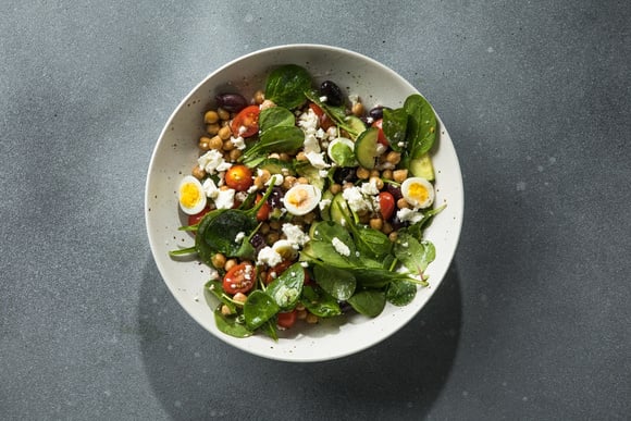 Sandra Moñino, nutricionista: "A primeira refeição do dia não deve ser um bolo; você pode comer uma salada no café da manhã."