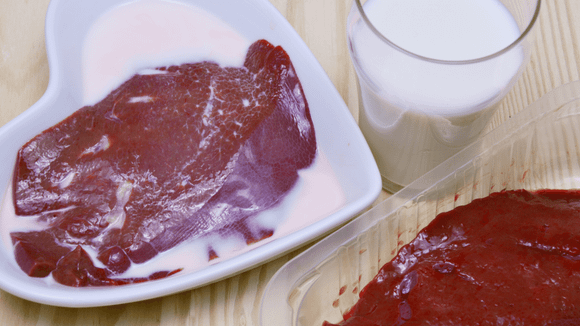 A escolha da carne certa faz toda diferença no resultado final do prato. (Foto: Canva)