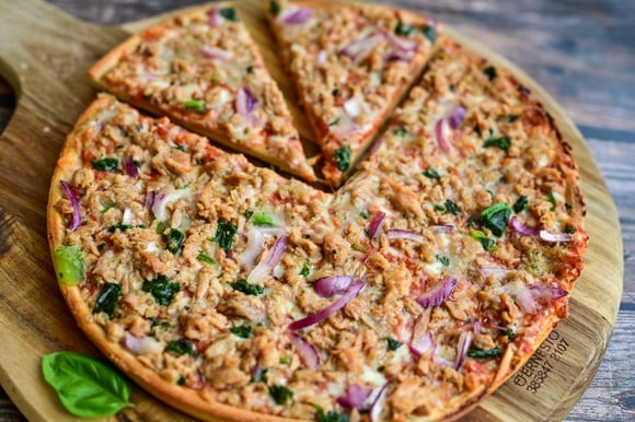 Torta salgada de atum sem massa: receita fácil e econômica, pronta em minutos