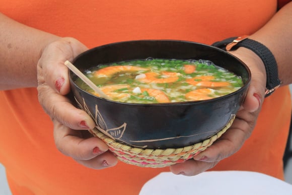 O que comer no Festival de Parintins? Veja 5 pratos típicos que você precisa experimentar!