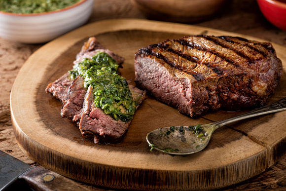 Aqui está o molho perfeito para realçar suas carnes grelhadas