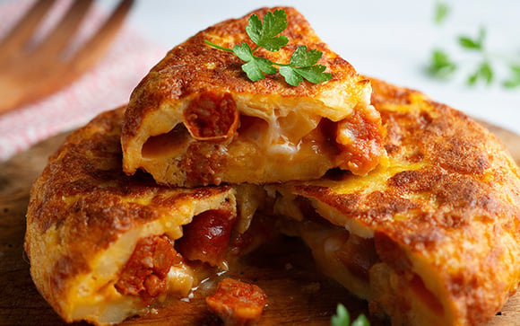 Apenas 4 ingredientes, mas tão delicioso: faço esse prato simples com ovo no café da manhã dia sim, dia não