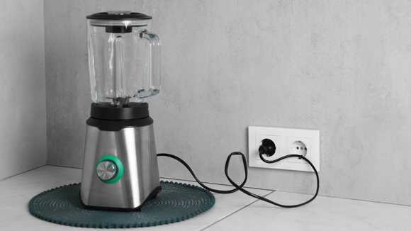 Esse detalhe ao usar o liquidificador pode evitar danos elétricos: veja a dica do TudoGostoso
