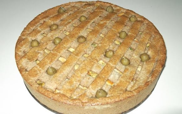 O empadão de frango é uma ótima opção para você que está cansado de comer sempre o mesmo frango com batata-doce (Créditos: Raquel Tasso/TudoGostoso)