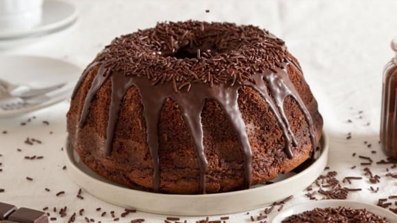 Não há mãe que resista a um bom bolo de chocolate (Créditos: TudoGostoso)