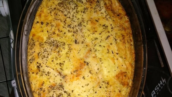 Cansou de sempre comer frango do mesmo jeito? Experimente essa torta (Créditos: Raquel Silva/TudoGostoso)