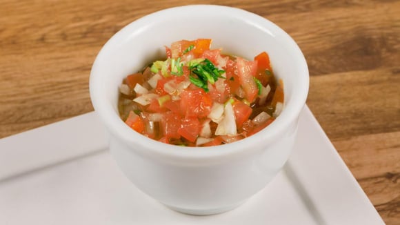 Como fazer vinagrete para churrasco? TudoGostoso ensina a melhor receita de todos os tempos!