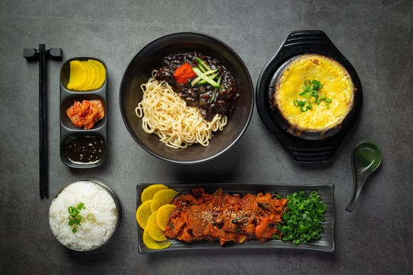 O poder da fermentação: Como a culinária coreana uniu saúde e sabores ancestrais
