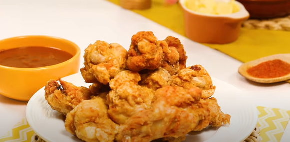 Asinha de frango. (créditos: YouTube/TudoGostoso)