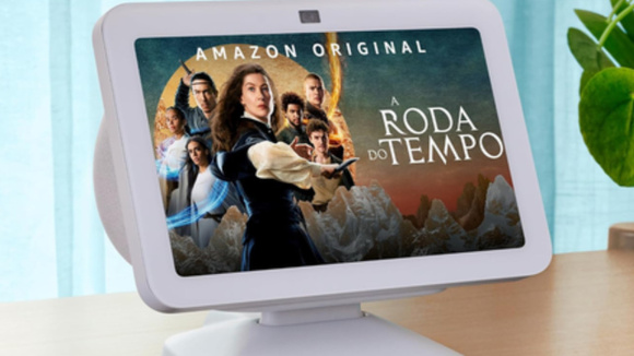 Com desconto no Prime Day, veja como Echo Show 8 pode ser seu novo ajudante na cozinha