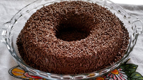 Eu nunca tinha feito brigadeirão e ficou incrível: essa receita do TudoGostoso da sobremesa é perfeita, a melhor!