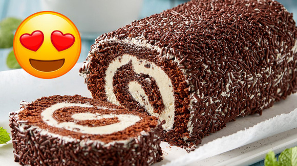 Rocambole de chocolate com gostinho de infância é a receita amada da minha família para você fazer hoje!