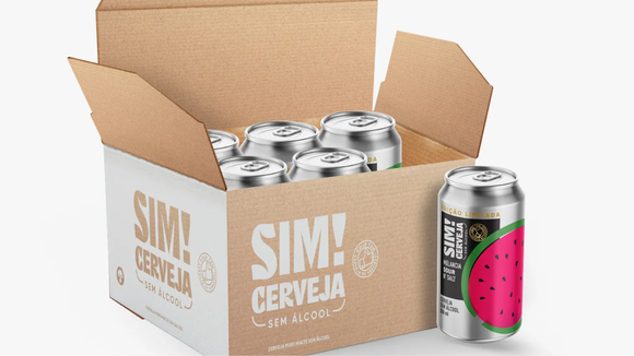 Bebida com toque de melancia e hibisco se destacou no concurso internacional (Créditos: Divulgação / Sim! Cerveja)