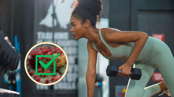 Pegou pesado no treino? Segundo nutricionistas, essa é a fruta mais recomendada para recuperar os músculos