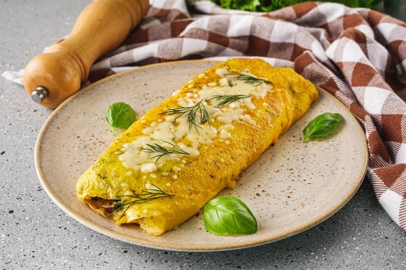 Pare de colocar óleo: o truque de chef para a omelete francesa nunca mais grudar na frigideira
