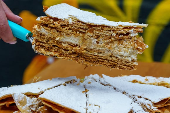 Mil-folhas é receita de rico com séculos de história e o segredo da massa perfeita está em apenas um ingrediente