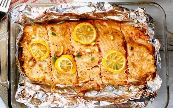A grelha deixa o peixe ainda mais saboroso (Créditos: TudoGostoso)
