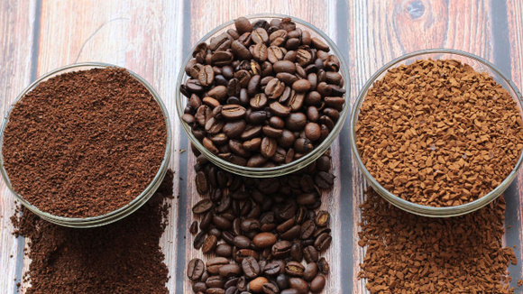 Tipos de café: conheça as diferenças entre os grãos, como escolher o ideal e as formas de preparar
