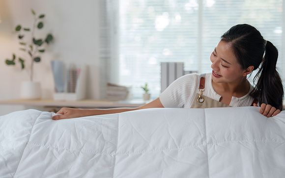 Esse truque dos japoneses para limpar o colchão no inverno sem usar água vai mudar a sua vida
