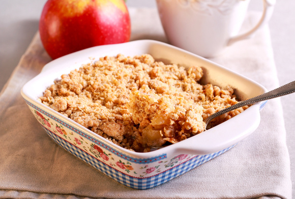 Não subestime uma receita de família: ingredientes simples, modo de preparo da vovó e um crumble de maçã espetacular