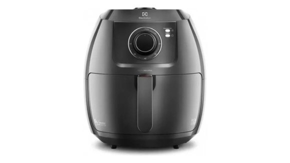 Air Fryer 5 litros da Electrolux conta com uma linha assinada pela chef de cozinha, Rita Lobo (Créditos: Electrolux/Mercado Livre)