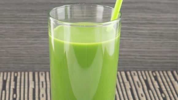O suco detox é delicioso e vai te dar muitos nutrientes. (Créditos: TudoGostoso)