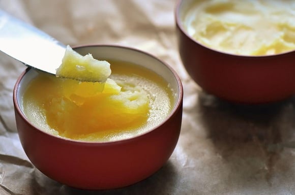 Manteiga ghee: conheça os seus benefícios e aprenda a fazer em casa de um jeito rápido e barato