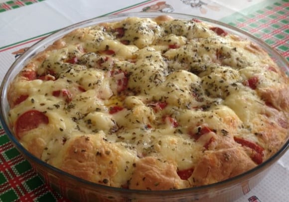 Torta de salsicha de liquidificador SIMPLES, BARATA E RÁPIDA: receita fácil que vai salvar qualquer refeição!
