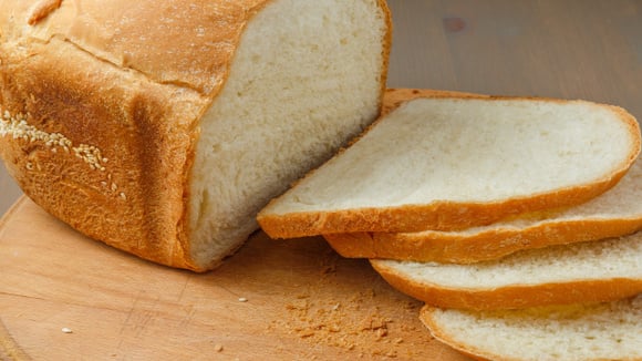 Desde que aprendi esse truque simples na airfryer, meu pão de forma comum virou um banquete de hotel!