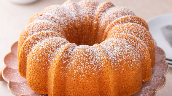 Banana + maçã + laranja = 3 bolos em 1 só para uma explosão de sabores no doce preferido dos indecisos!