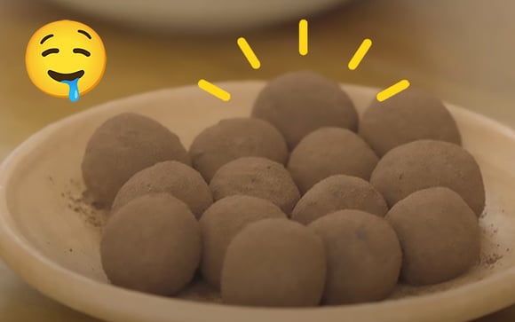 Sem açúcar, sem leite condensado e sem banana: brigadeiro saudável de 3 ingredientes é a melhor receita que você vai ver hoje