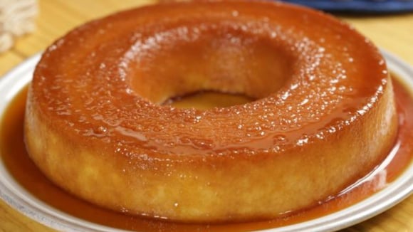 Aprendi a fazer um pudim de tapioca com coco com a minha tia e faço quase todo mês: sobremesa cremosa e fácil de fazer