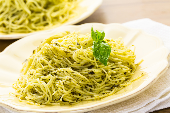 Muito melhor que miojo: receita perfeita de macarrão rápido para o dia a dia, com pouca gordura e bem menos sódio