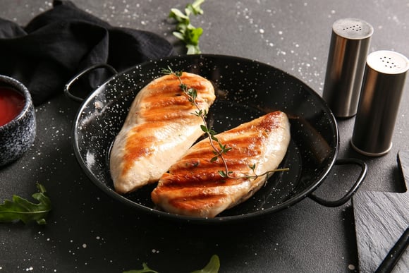 Minha nutricionista mostrou por que frango merece ser chamado de proteína (e o que isso tem a ver com whey)