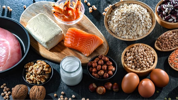 Boas fontes de fibras e de gorduras saudáveis garantem uma nutrição adequada sem precisar abrir mão do sabor (Créditos: Shutterstock)