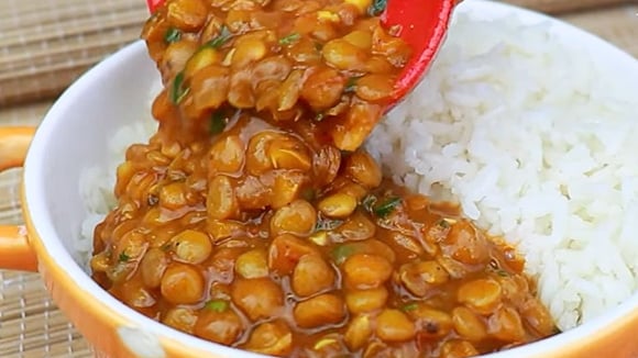 Você vai querer comer lentilha assim todos os dias depois que descobrir esse segredo que dá um sabor único ao prato, SORTE de quem fizer essa receita