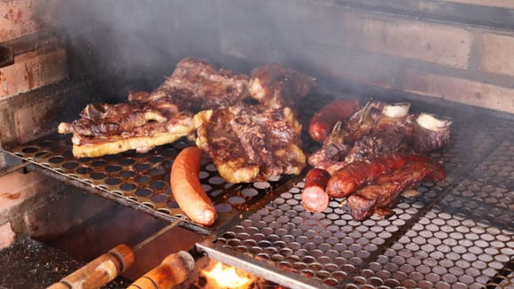Qual o melhor tipo de grelha para churrasco: TudoGostoso ensina a diferença entre elas e qual escolher!