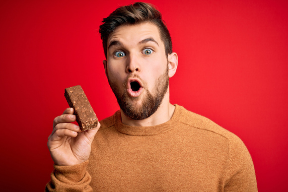 Conheça os sabores de chocolate mais inusitados do mundo: tem de bacon, batata-doce, feijão e até wasabi