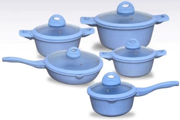 O modelo azul bebê une design delicado e desempenho completo na cozinha (Divulgação: Mercado Livre).