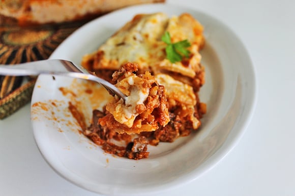 Testei a lasanha com massa de panqueca do TudoGostoso e agora ninguém mais quer a versão tradicional aqui em casa